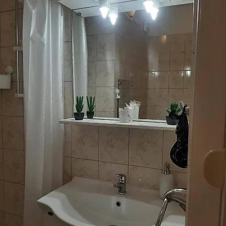 & Katica Polje
